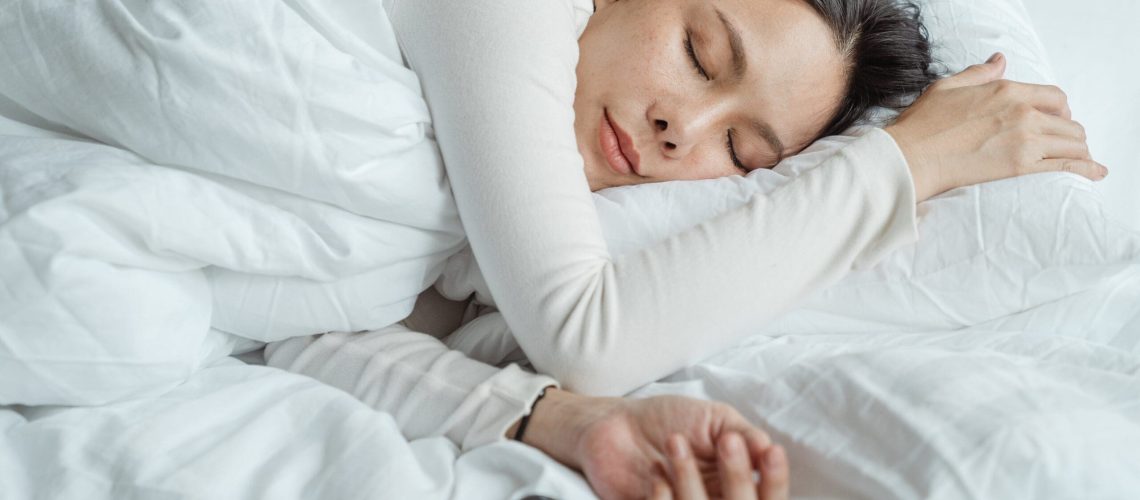 pexels-ketut-subiyanto-4473864